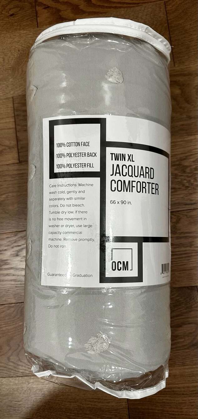 OCM Twin XL Jacquard Comforter 66 x 90 in.